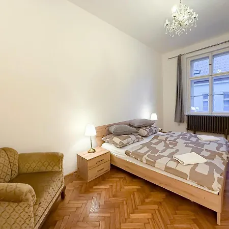 Goldy River 3 Bdr & 1 Bth Xxl 120m2 Апартаменты